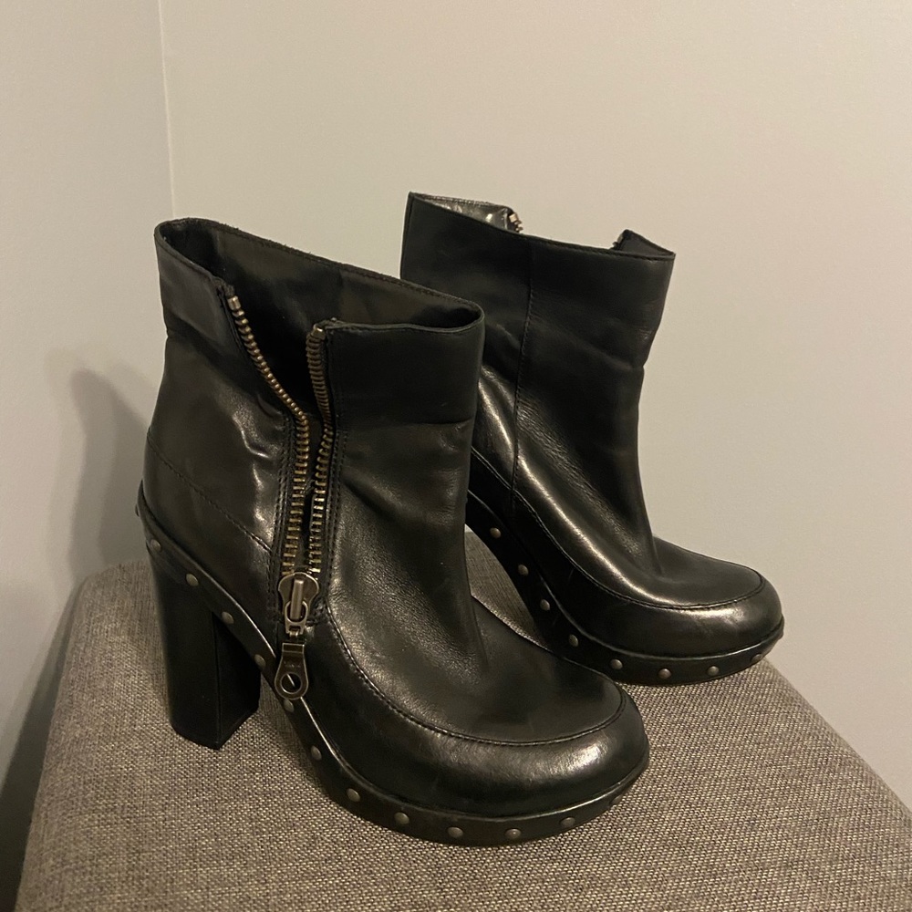 Kork Ease black studded boots